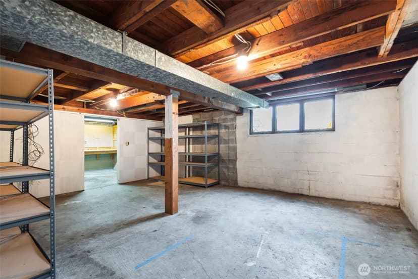 Property photo for 4224 3rd Avenue Nw, Seattle photo 25