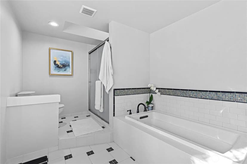 Property photo for 2713 224th Avenue Ne, Sammamish photo 22
