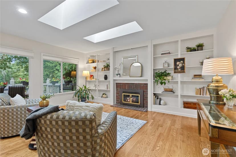 Property photo for 2713 224th Avenue Ne, Sammamish photo 14