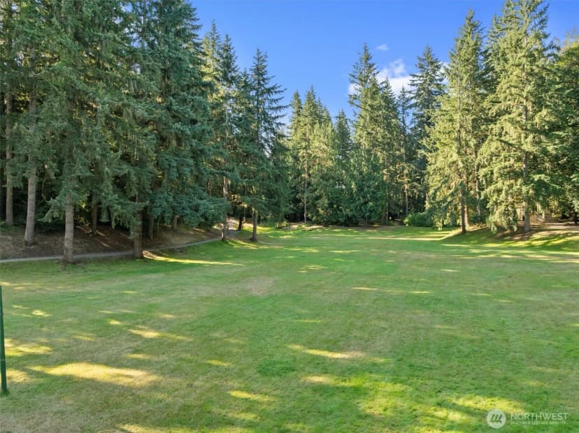 Property photo for 2713 224th Avenue Ne, Sammamish photo 33