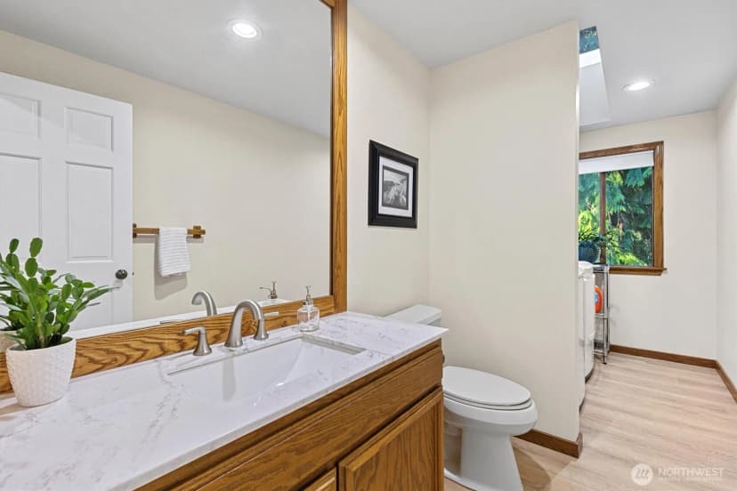 Property photo for 2713 224th Avenue Ne, Sammamish photo 28