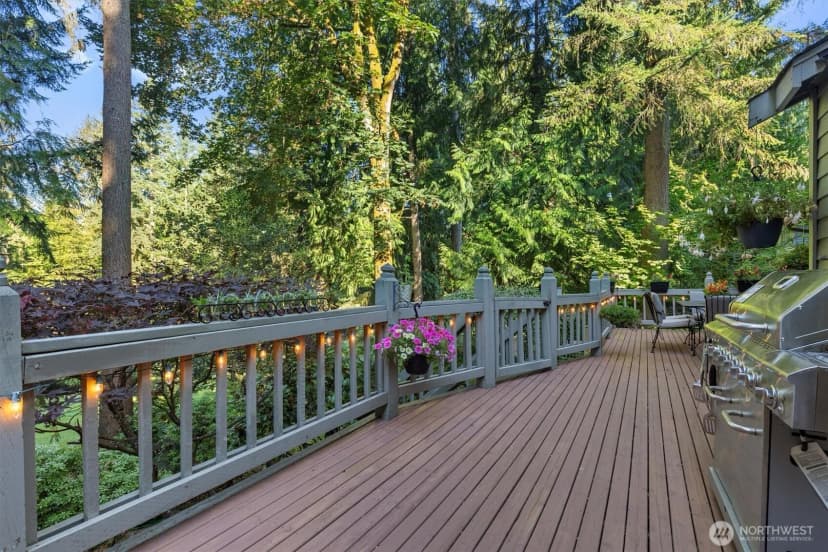 Property photo for 2713 224th Avenue Ne, Sammamish photo 32