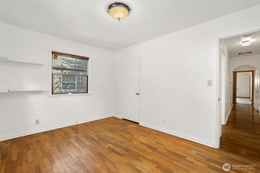Property photo for 1215 Jasper Avenue Ne, Olympia photo 23