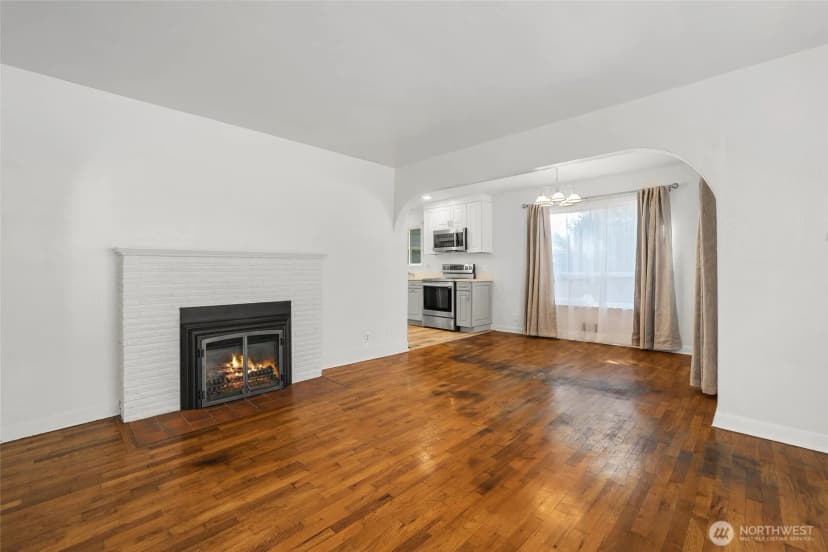 Property photo for 1215 Jasper Avenue Ne, Olympia photo 3