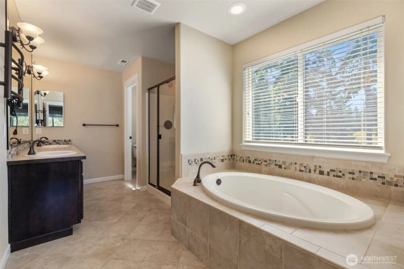 Property photo for 4100 Jude Court Ne, Lacey photo 22
