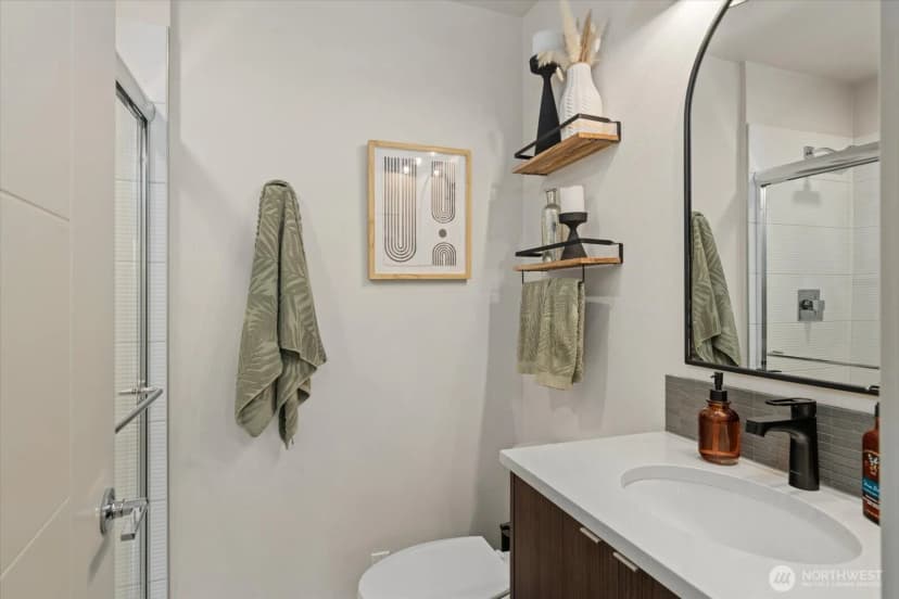 Property photo for 835 Nw 97th Street #b, Seattle photo 27