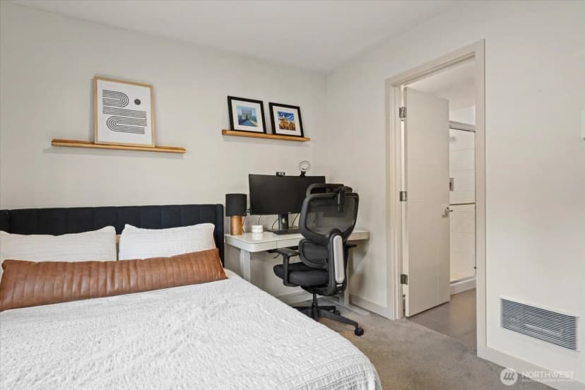 Property photo for 835 Nw 97th Street #b, Seattle photo 25