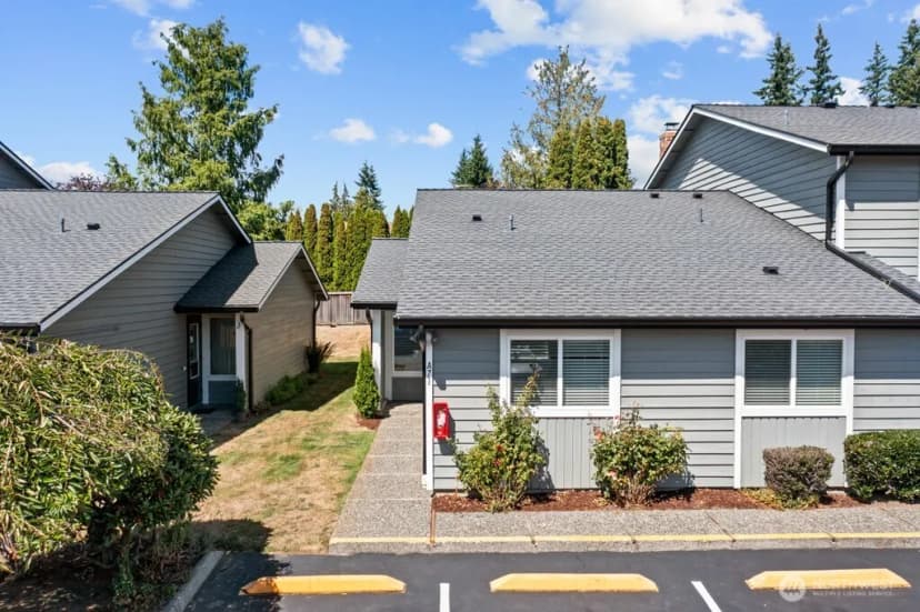 Property photo for 21515 4th Avenue W #a71, Bothell photo 2
