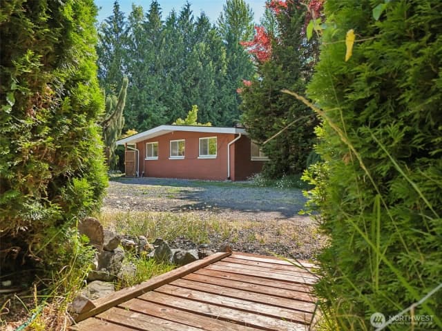 Property photo for 3414 138th Street E, Tacoma photo 2