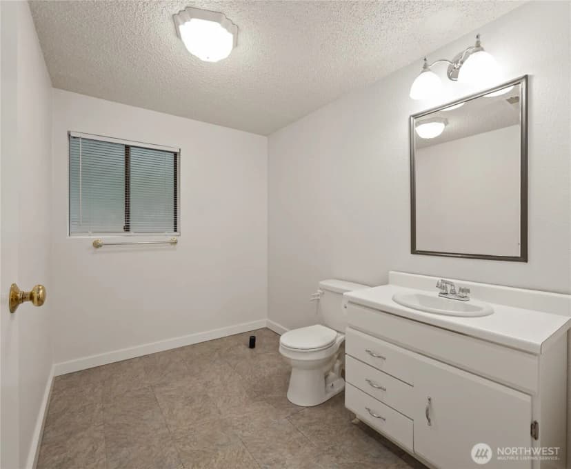 Property photo for 5718 140th Place Se, Everett photo 23