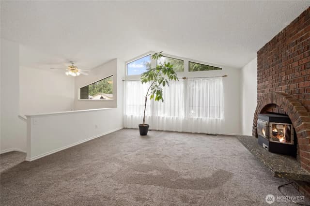 Property photo for 5718 140th Place Se, Everett photo 5