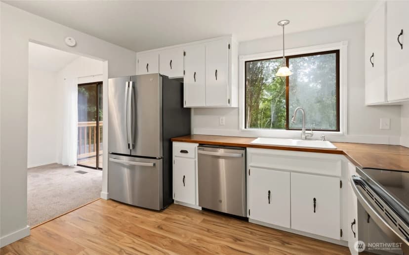 Property photo for 5718 140th Place Se, Everett photo 10