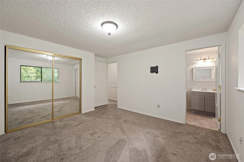 Property photo for 5718 140th Place Se, Everett photo 14
