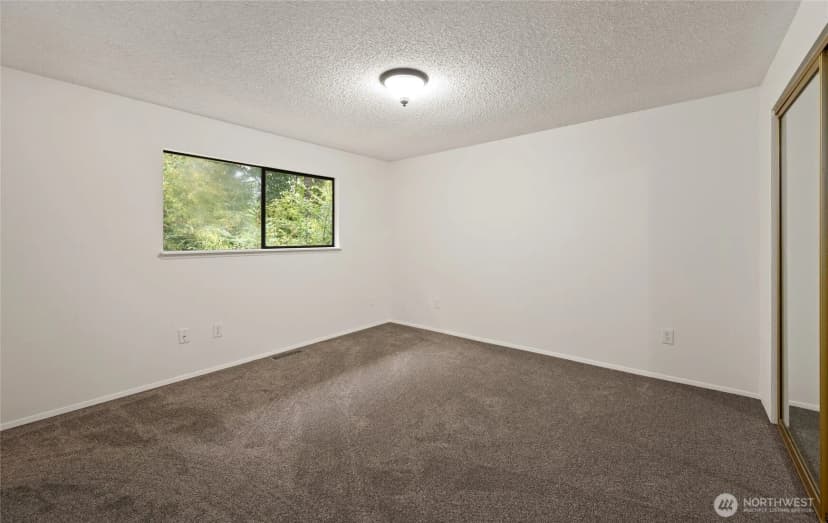 Property photo for 5718 140th Place Se, Everett photo 16