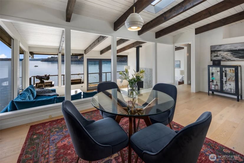 Property photo for 28605 Manzanita Beach Road Sw, Vashon photo 11