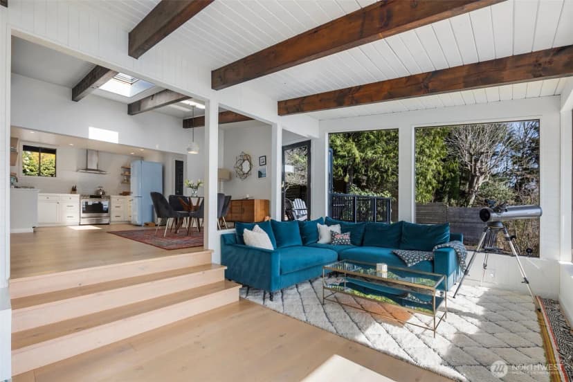 Property photo for 28605 Manzanita Beach Road Sw, Vashon photo 12
