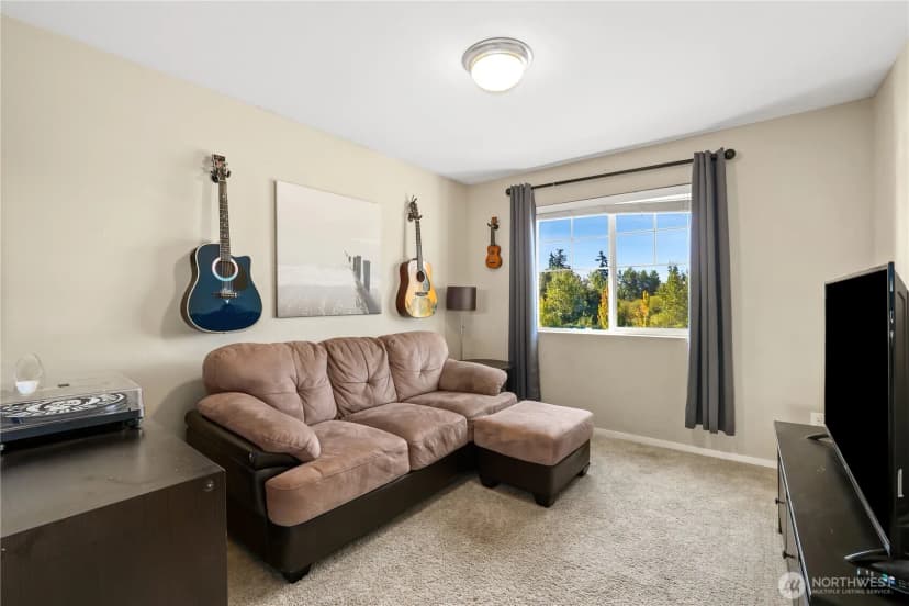 Property photo for 921 81st Street Ct E, Tacoma photo 15