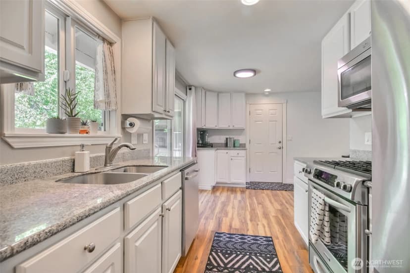 Property photo for 7409 Mazama Street Sw, Olympia photo 4