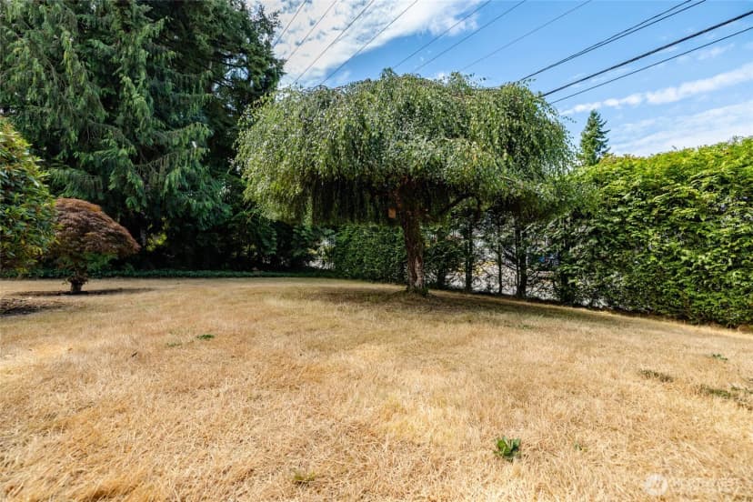 Property photo for 2496 Yew Street Road, Bellingham photo 30