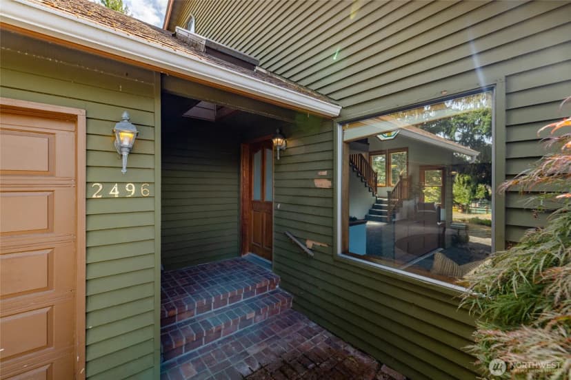 Property photo for 2496 Yew Street Road, Bellingham photo 2