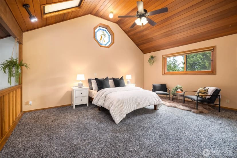 Property photo for 2496 Yew Street Road, Bellingham photo 25