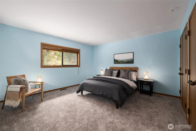 Property photo for 2496 Yew Street Road, Bellingham photo 16