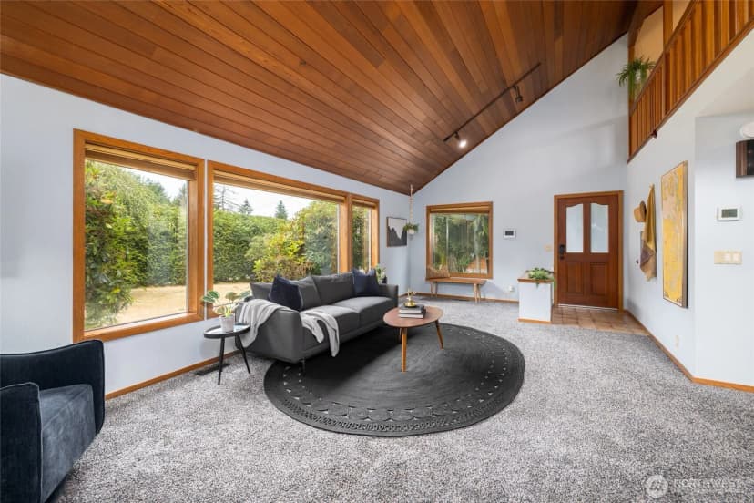 Property photo for 2496 Yew Street Road, Bellingham photo 7