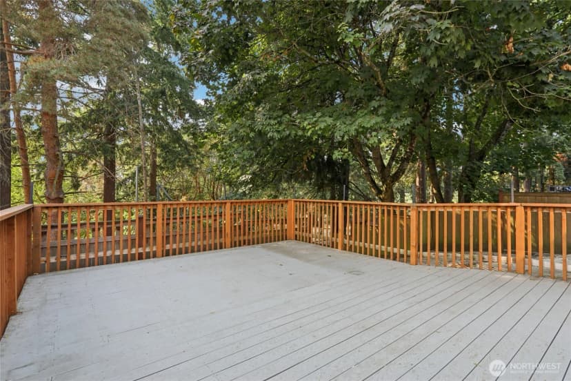 Property photo for 11133 5th Avenue Sw, Seattle photo 30