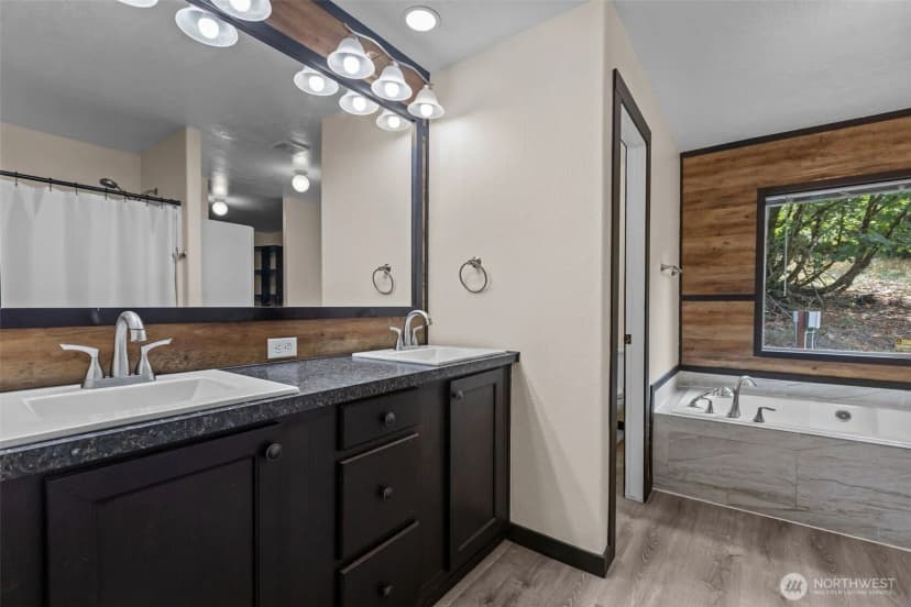 Property photo for 18916 27th Street Nw, Lakebay photo 19