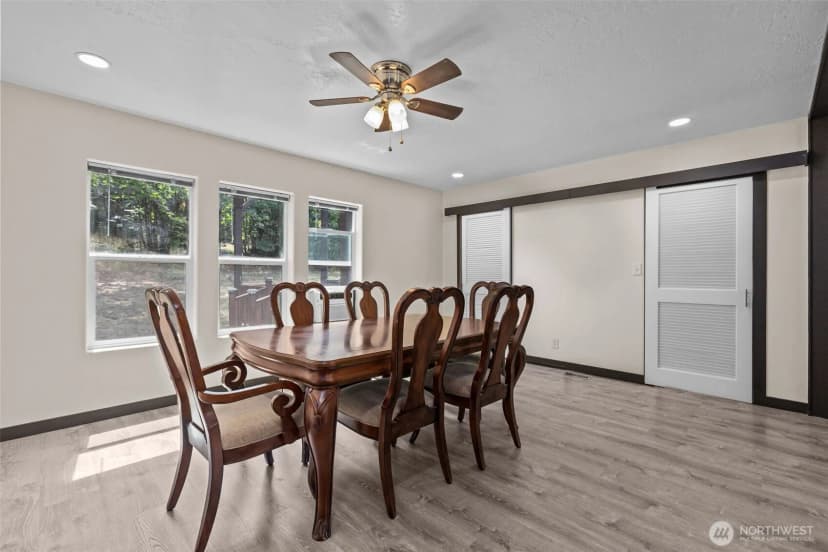 Property photo for 18916 27th Street Nw, Lakebay photo 7