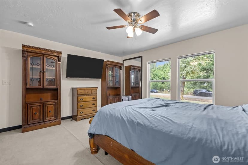 Property photo for 18916 27th Street Nw, Lakebay photo 18
