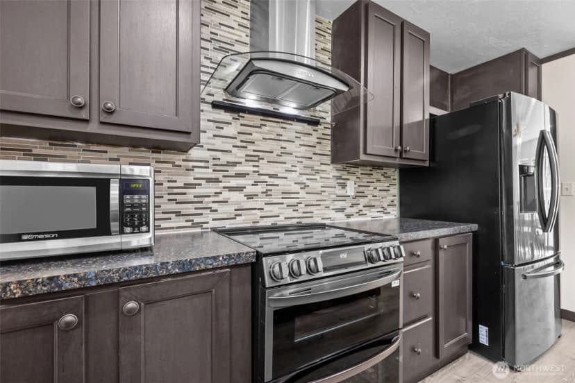 Property photo for 18916 27th Street Nw, Lakebay photo 13