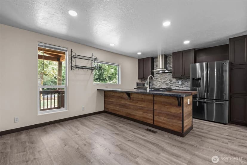 Property photo for 18916 27th Street Nw, Lakebay photo 9