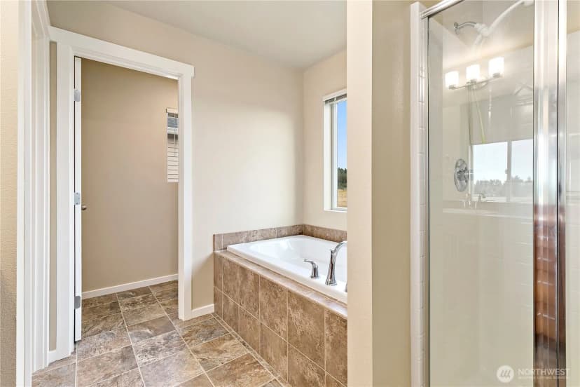 Property photo for 1314 42nd Street Ne, Auburn photo 21