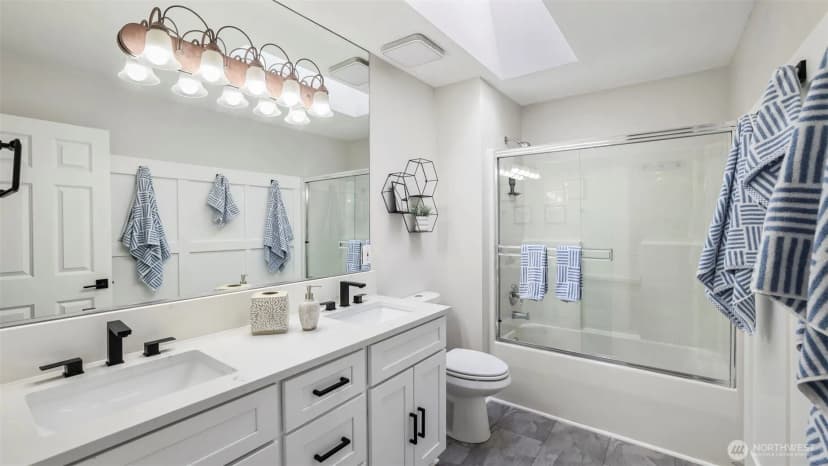 Property photo for 23728 135th Place Se, Kent photo 25