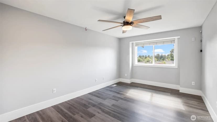Property photo for 23728 135th Place Se, Kent photo 24