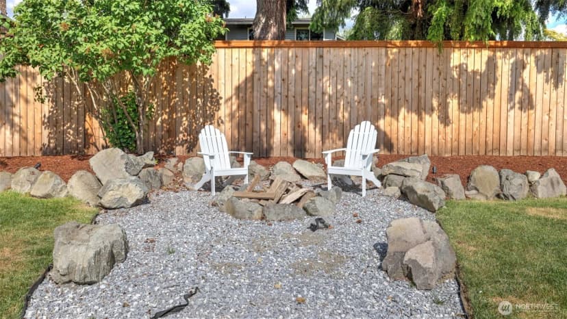 Property photo for 23728 135th Place Se, Kent photo 32