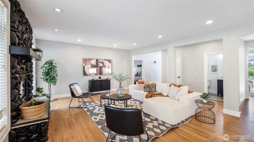 Property photo for 23728 135th Place Se, Kent photo 16