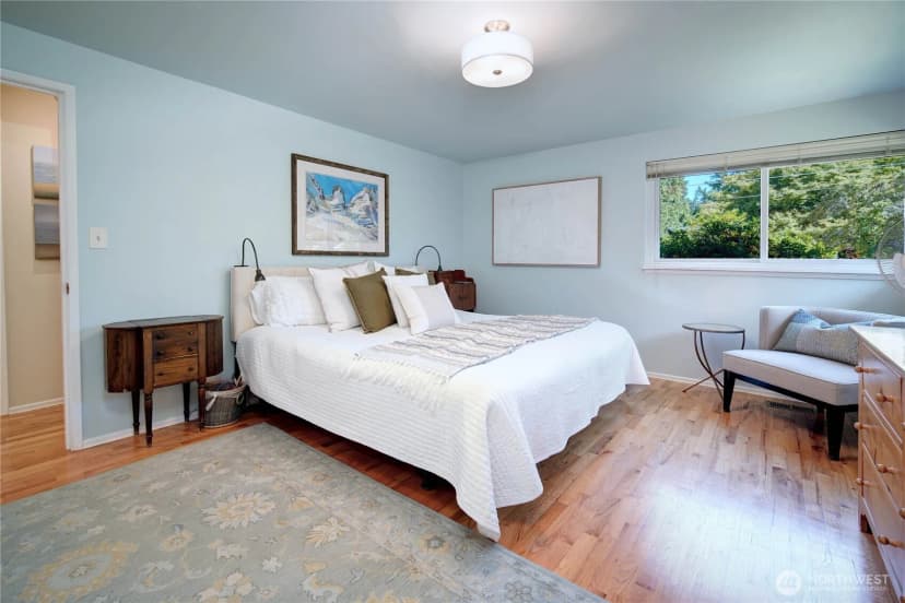 Property photo for 4111 Ne 103rd Place, Seattle photo 14