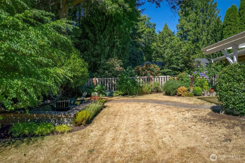 Property photo for 4111 Ne 103rd Place, Seattle photo 22
