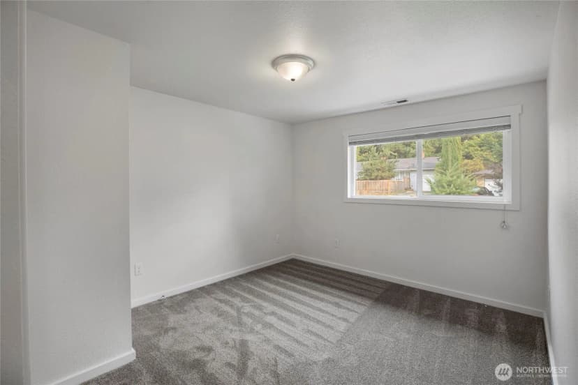 Property photo for 3029 Ne 133rd Street, Seattle photo 24