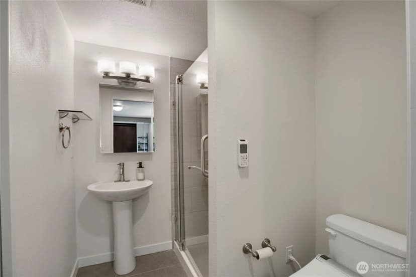 Property photo for 3029 Ne 133rd Street, Seattle photo 18