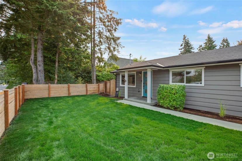 Property photo for 3029 Ne 133rd Street, Seattle photo 3