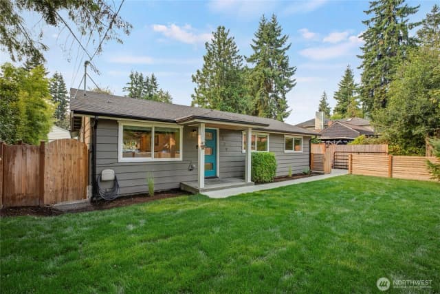 Property photo for 3029 Ne 133rd Street, Seattle