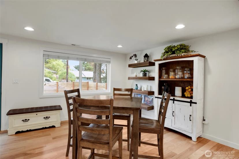 Property photo for 3029 Ne 133rd Street, Seattle photo 9