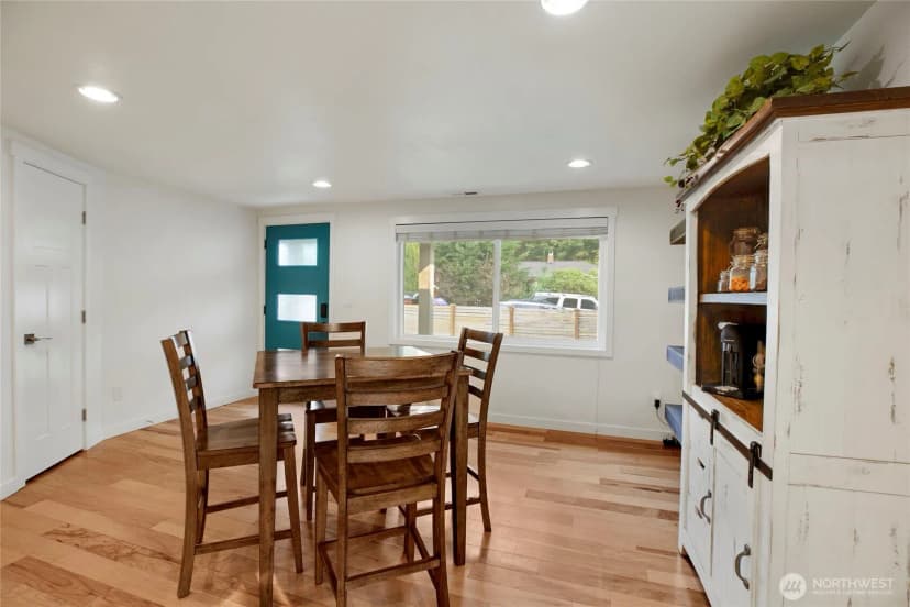 Property photo for 3029 Ne 133rd Street, Seattle photo 10