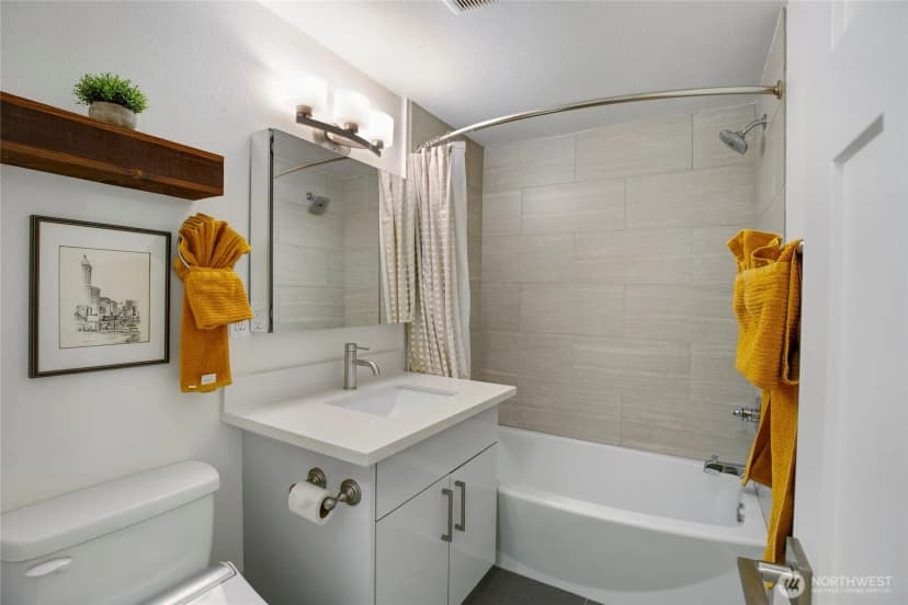 Property photo for 3029 Ne 133rd Street, Seattle photo 20