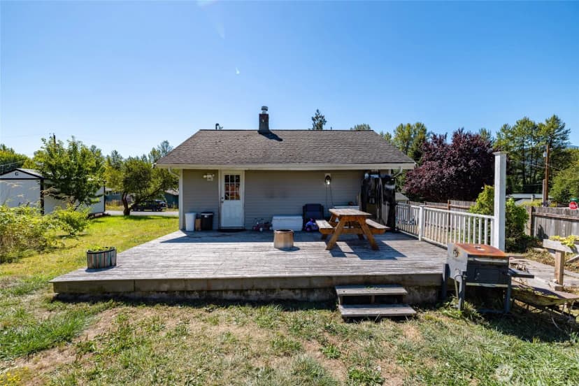 Property photo for 45185 Duffy Street, Concrete photo 18