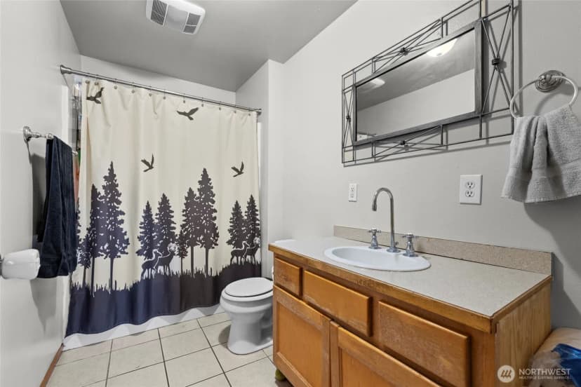 Property photo for 45185 Duffy Street, Concrete photo 13