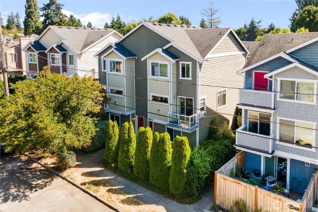 Property photo for 6720 14th Avenue Nw #b, Seattle